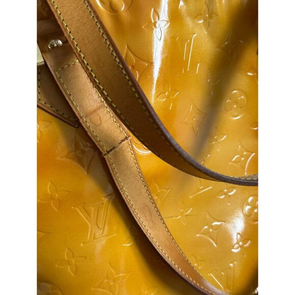 LOUIS VUITTON Monogram Vernis Houston Shoulder Tote Bag - Picture 8 of 16